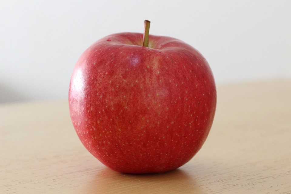 Iako je zdrava ne pretjerujte s jabukama jer ćete tako oštetiti zube