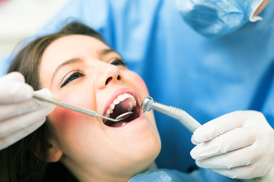 Redovitim stomatološkim pregledom čuvajte svoje zube