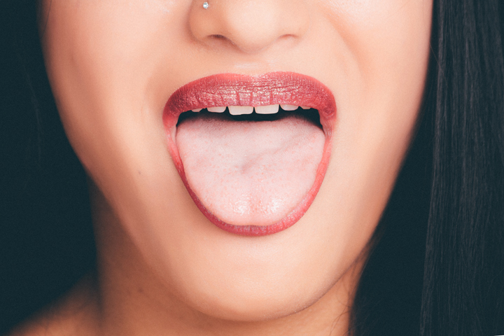 Bijele naslage na jeziku krive su za zadah