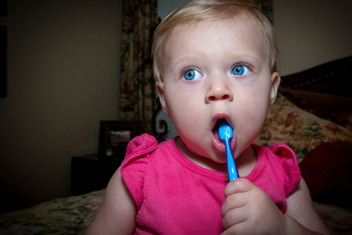 Navika pranja zubića stječe se od najranije dobi